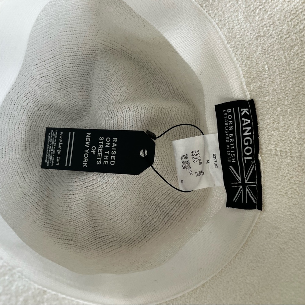 Kangol Bermuda Casual Bucket Hat White NWT Size M - Picture 4 of 4